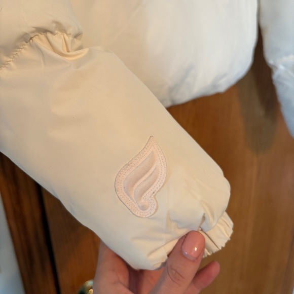 Fabletics Off-White Puffer Jacket - Picture 2 of 5